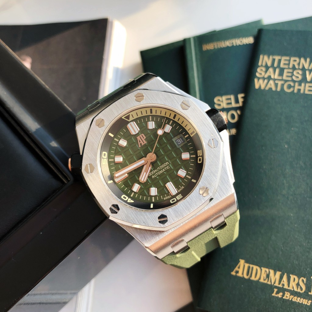 Audemars Piguet Royal Oak Offshore 15720ST.OO.A052CA.01avocado